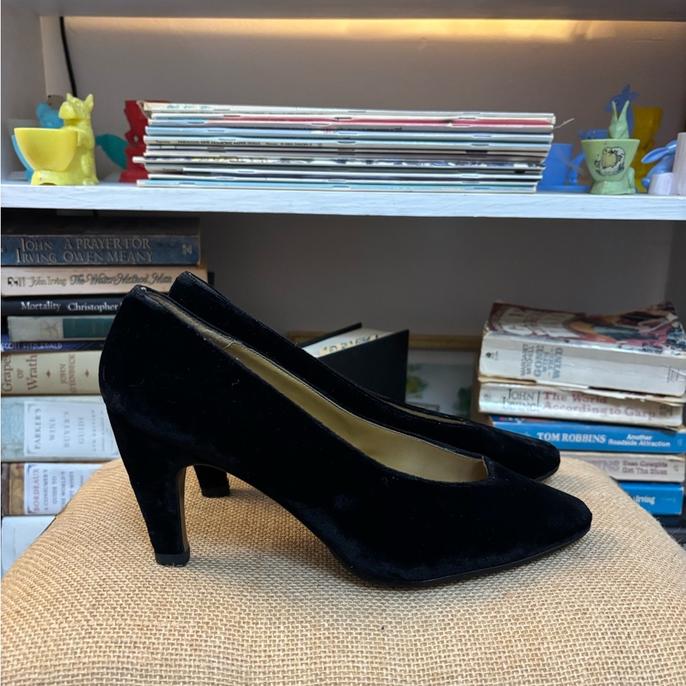 Elegant Black Velvet Heels